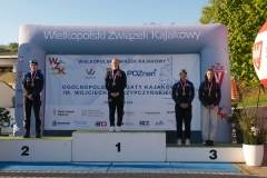 P1001893